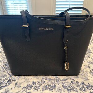 Michael Kors Jet Set Large Tote Bag